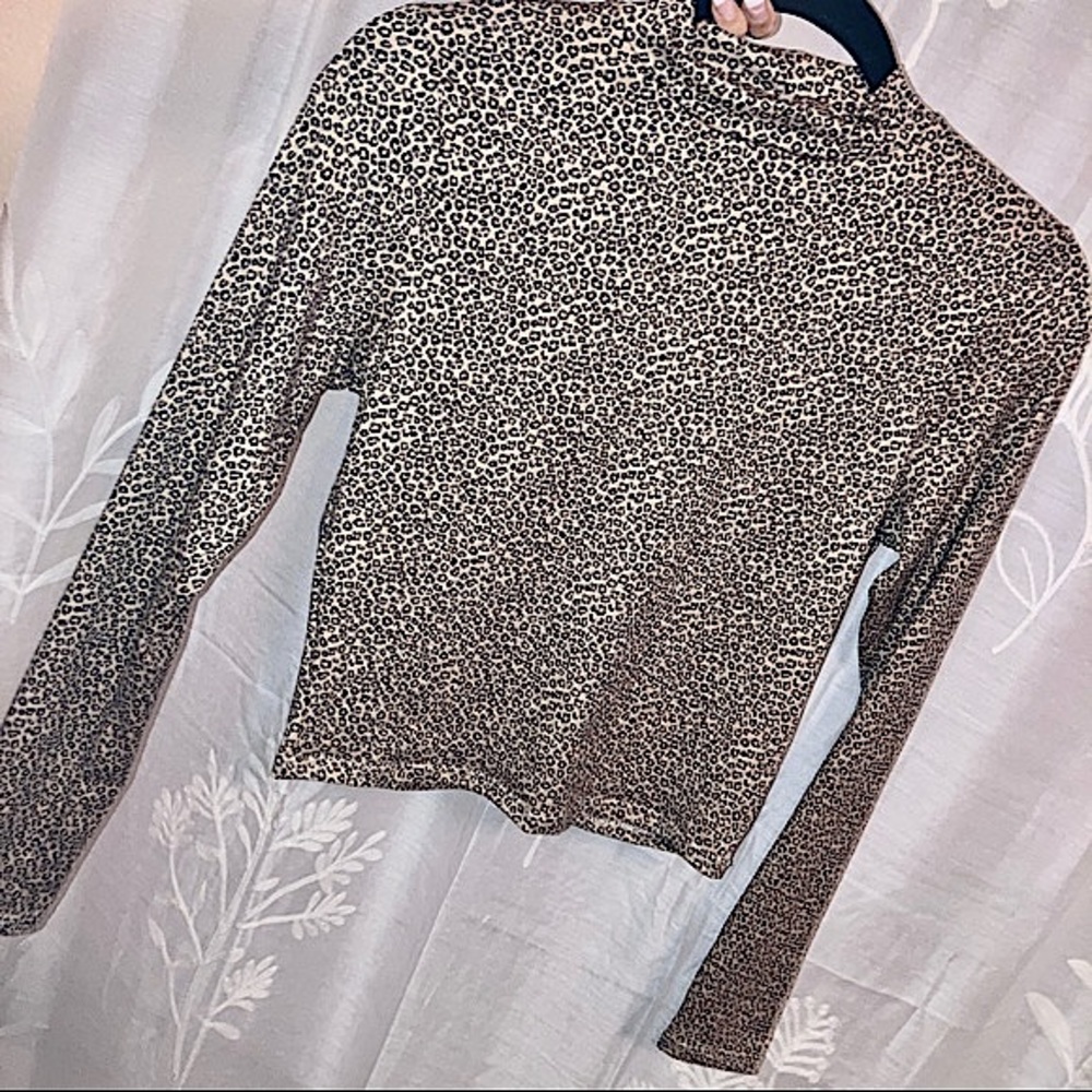 COPY - Mock Neck Crop Leopard Cheetah Print Top